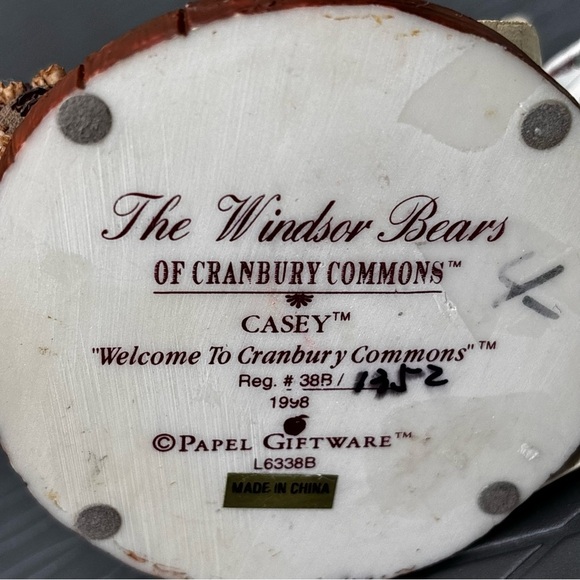 “Casey” The Windsor Bears Figurine of Cranberry Commons Limited Edition 1998 HTF - Picture 10 of 11